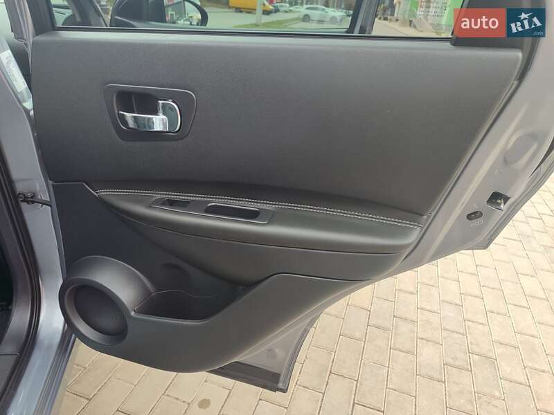 Внедорожник / Кроссовер Nissan Qashqai 2012 в Львове фото 80 Внедорожник / Кроссовер Nissan Qashqai 2012 в Львове