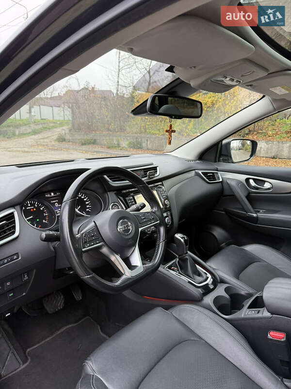 Внедорожник / Кроссовер Nissan Qashqai 2019 в Черновцах