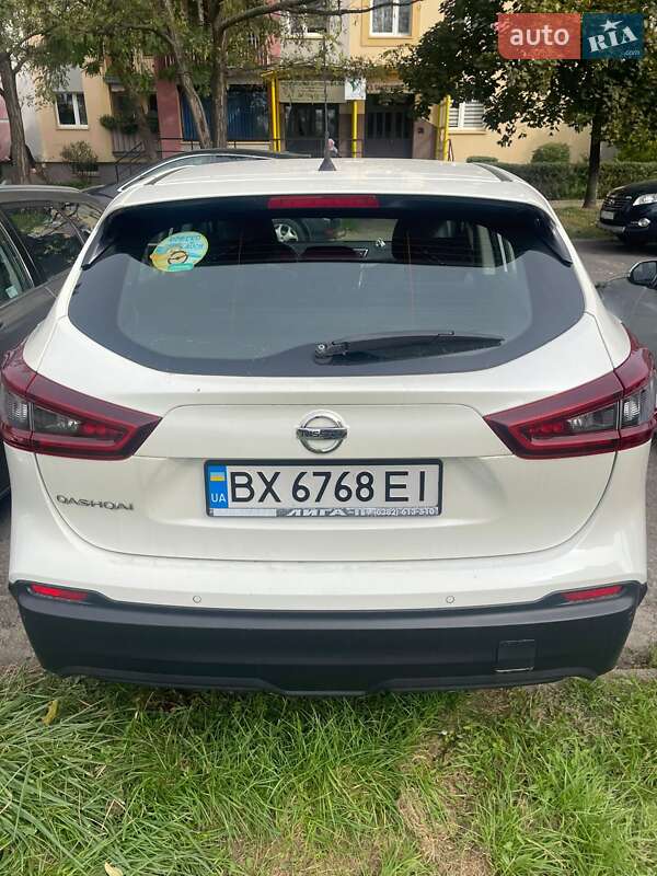 Внедорожник / Кроссовер Nissan Qashqai 2020 в Хмельницком