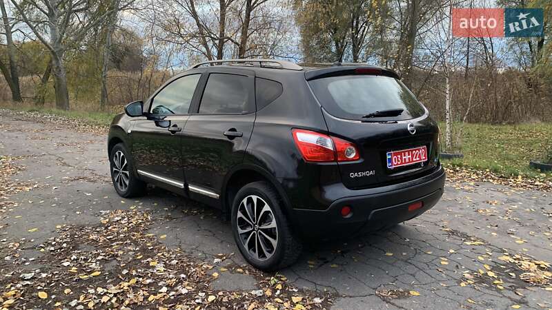 Внедорожник / Кроссовер Nissan Qashqai 2013 в Хороле фото 4 Внедорожник / Кроссовер Nissan Qashqai 2013 в Хороле