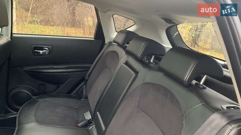 Внедорожник / Кроссовер Nissan Qashqai 2013 в Хороле фото 26 Внедорожник / Кроссовер Nissan Qashqai 2013 в Хороле
