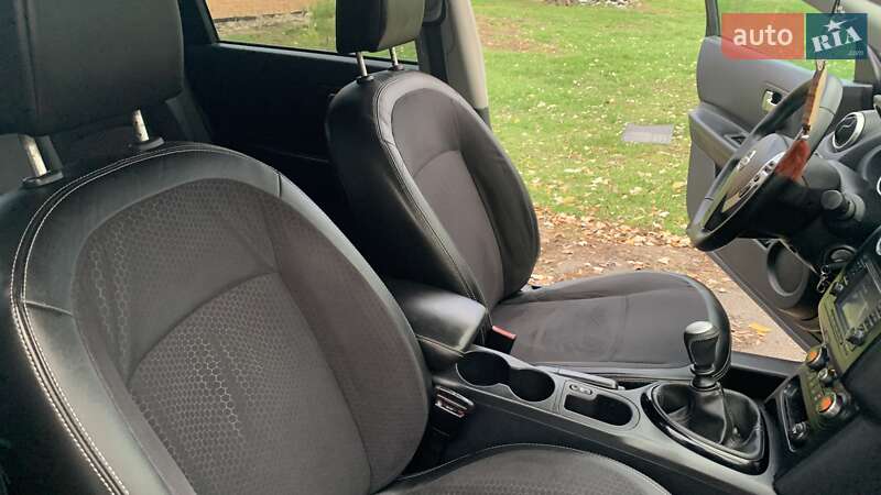 Внедорожник / Кроссовер Nissan Qashqai 2013 в Хороле фото 35 Внедорожник / Кроссовер Nissan Qashqai 2013 в Хороле