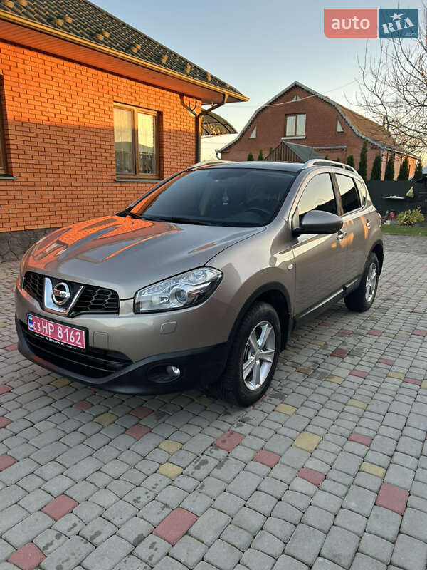 Nissan Qashqai 2012