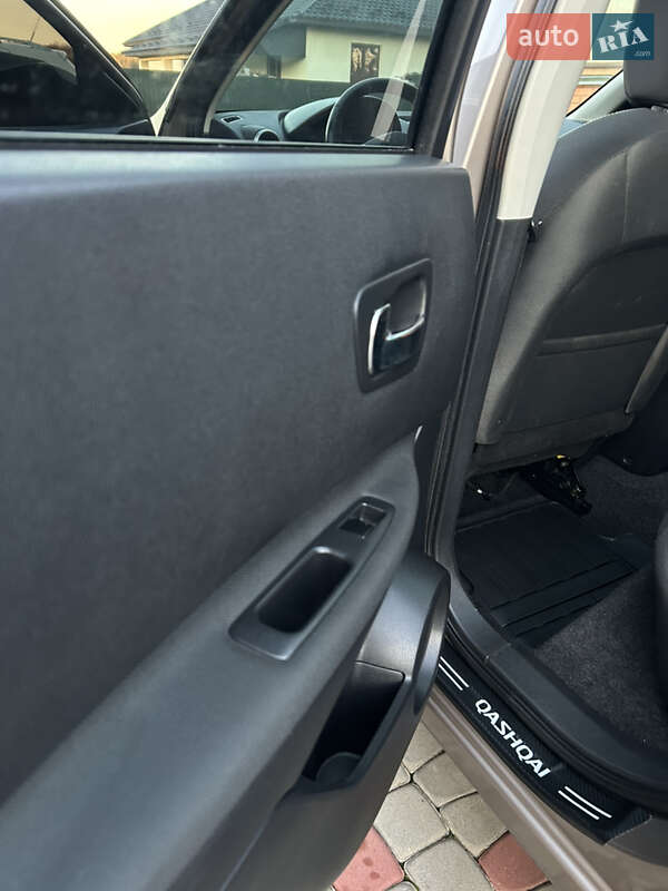 Внедорожник / Кроссовер Nissan Qashqai 2012 в Ковеле фото 23 Внедорожник / Кроссовер Nissan Qashqai 2012 в Ковеле