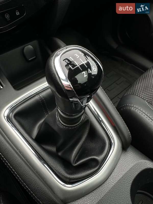 Внедорожник / Кроссовер Nissan Qashqai 2014 в Белогородке фото 42 Внедорожник / Кроссовер Nissan Qashqai 2014 в Белогородке