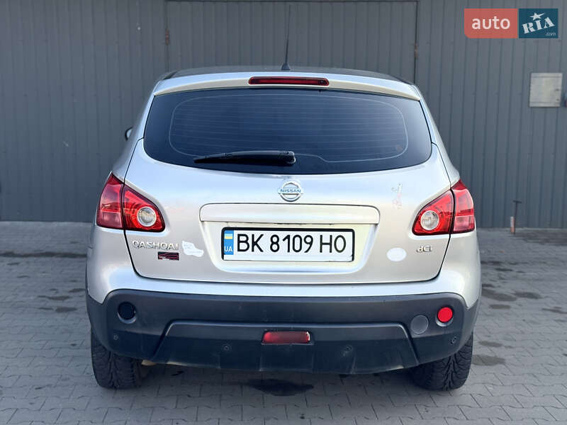 Внедорожник / Кроссовер Nissan Qashqai 2009 в Сарнах