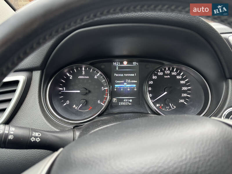 Позашляховик / Кросовер Nissan Qashqai 2016 в Охтирці фото 11 Позашляховик / Кросовер Nissan Qashqai 2016 в Охтирці