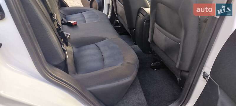 Позашляховик / Кросовер Nissan Qashqai 2012 в Луцьку