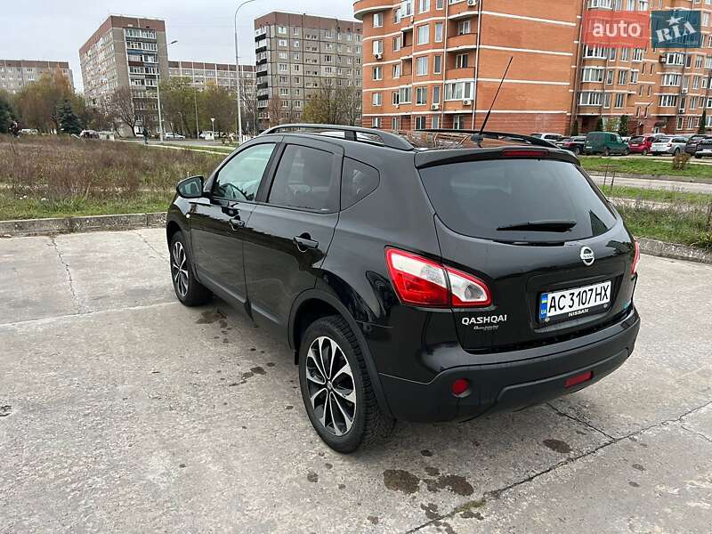 Внедорожник / Кроссовер Nissan Qashqai 2013 в Вараше