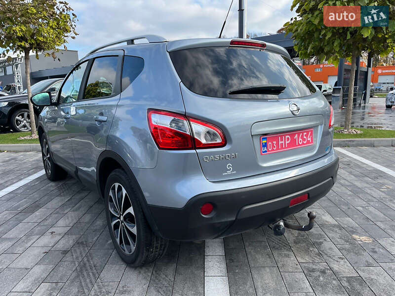 Позашляховик / Кросовер Nissan Qashqai 2010 в Луцьку