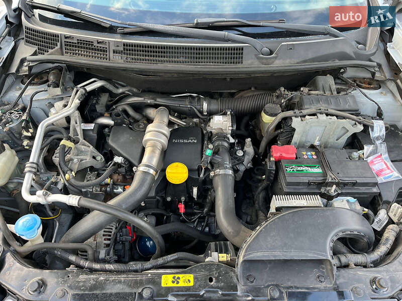 Позашляховик / Кросовер Nissan Qashqai 2010 в Луцьку