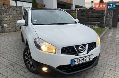 Позашляховик / Кросовер Nissan Qashqai 2010 в Стрию
