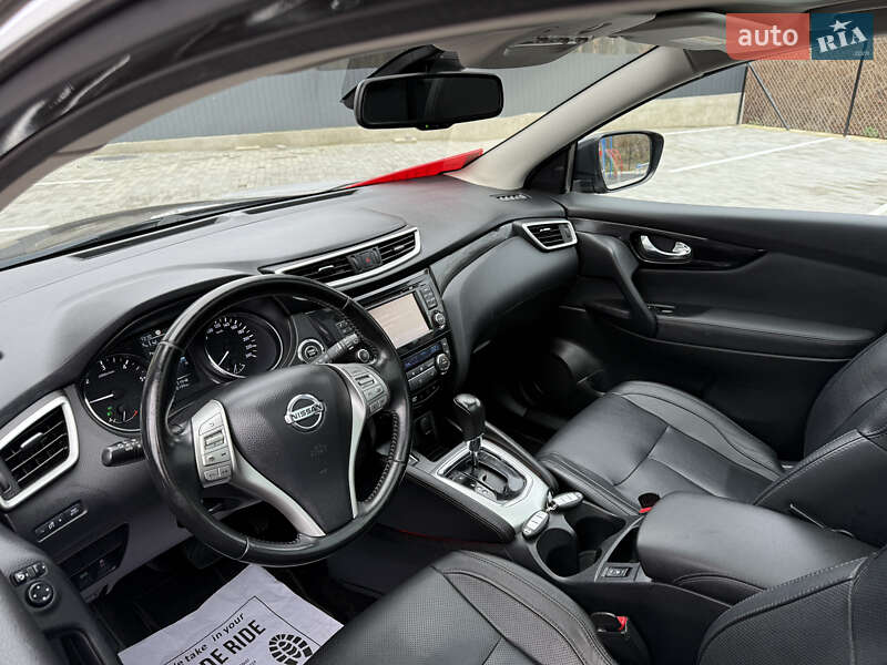 Внедорожник / Кроссовер Nissan Qashqai 2015 в Кременце