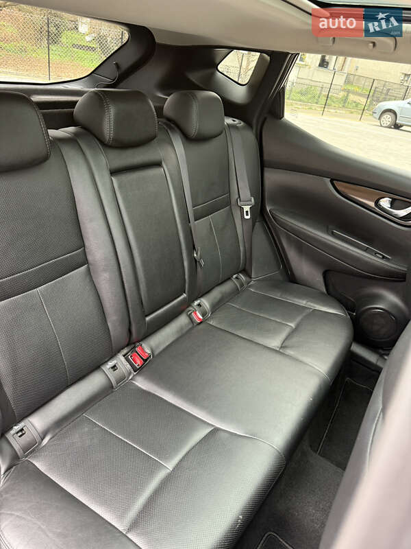 Внедорожник / Кроссовер Nissan Qashqai 2015 в Кременце