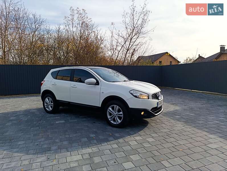 Позашляховик / Кросовер Nissan Qashqai 2010 в Старокостянтинові фото 14 Позашляховик / Кросовер Nissan Qashqai 2010 в Старокостянтинові