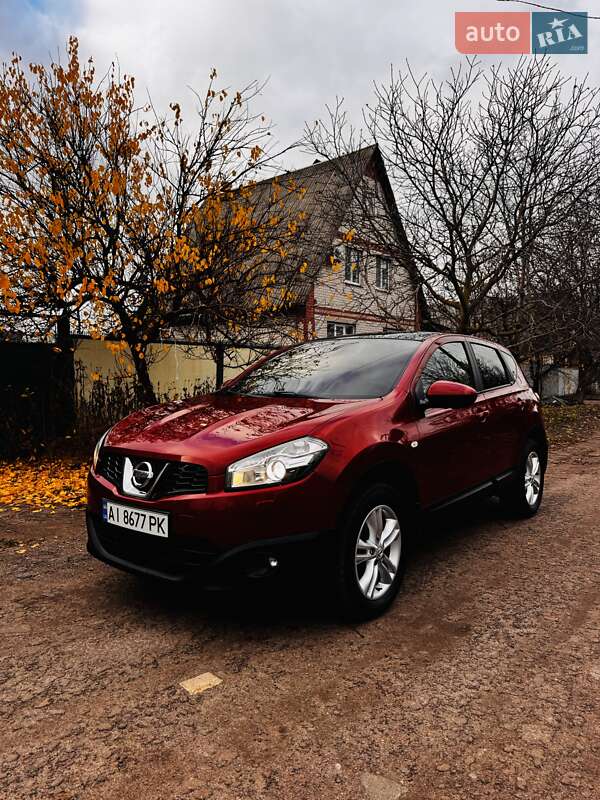 Внедорожник / Кроссовер Nissan Qashqai 2013 в Чернигове