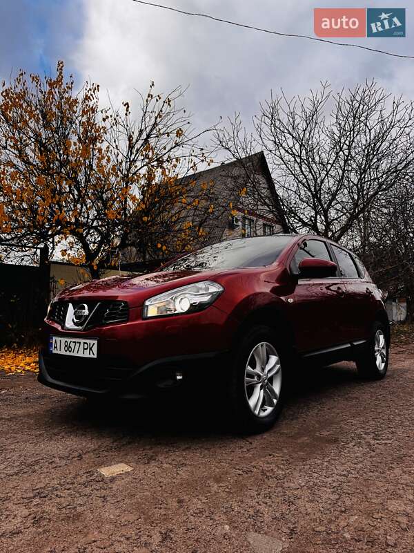 Внедорожник / Кроссовер Nissan Qashqai 2013 в Чернигове