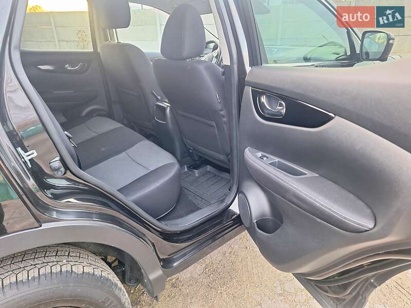 Внедорожник / Кроссовер Nissan Qashqai 2016 в Луцке