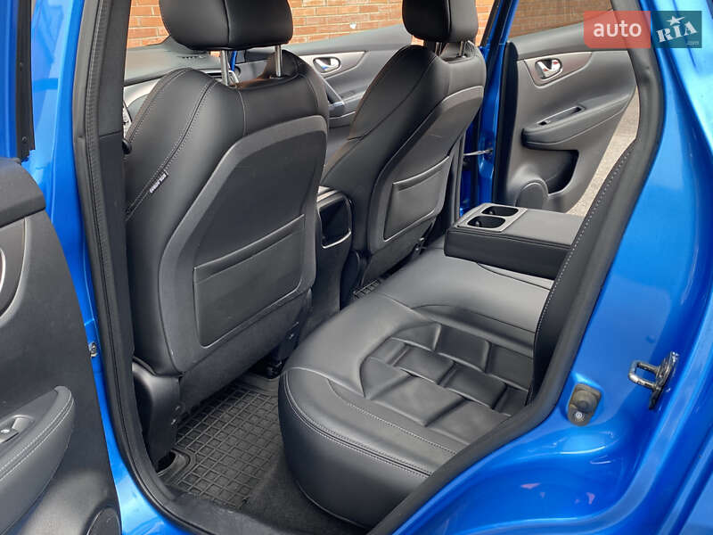 Позашляховик / Кросовер Nissan Qashqai 2018 в Києві