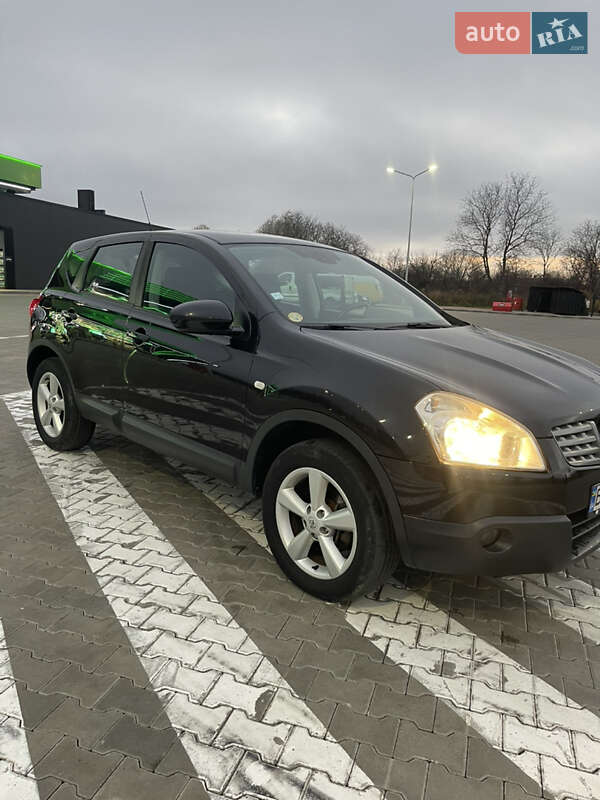 Внедорожник / Кроссовер Nissan Qashqai 2009 в Стрые