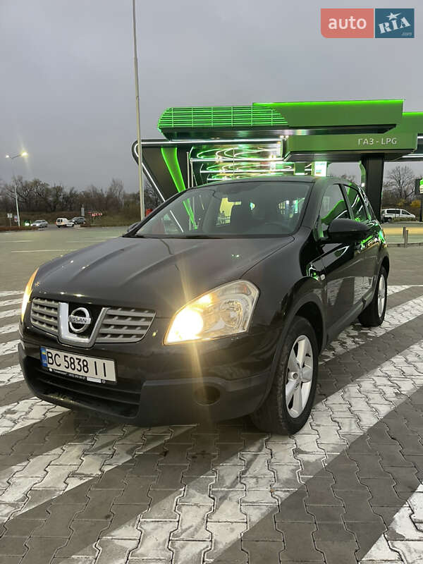 Внедорожник / Кроссовер Nissan Qashqai 2009 в Стрые