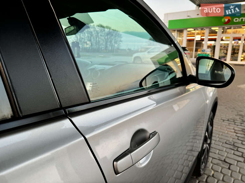 Внедорожник / Кроссовер Nissan Qashqai 2012 в Стрые