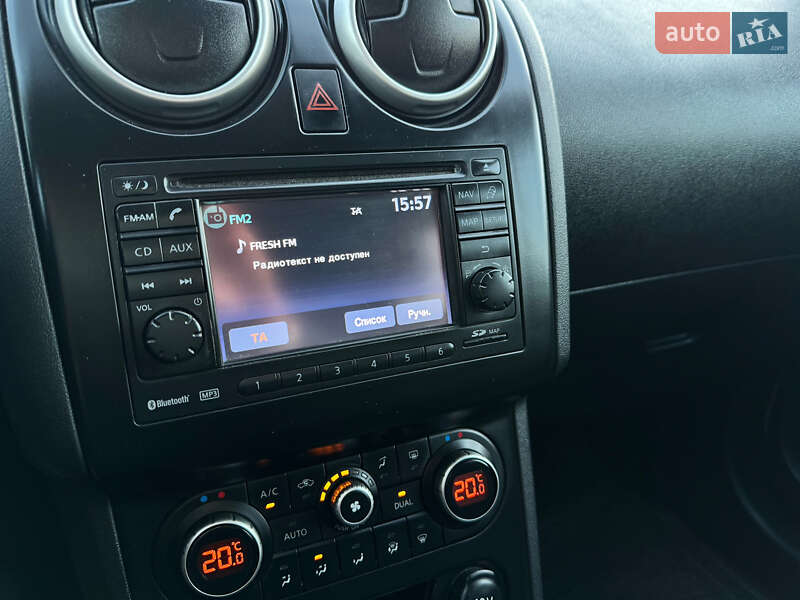 Внедорожник / Кроссовер Nissan Qashqai 2012 в Стрые