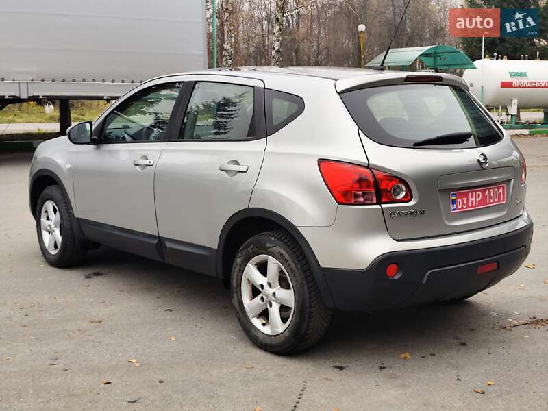 Позашляховик / Кросовер Nissan Qashqai 2008 в Звягелі