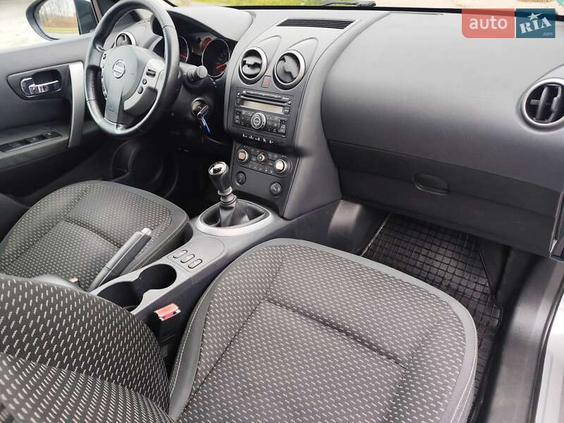 Позашляховик / Кросовер Nissan Qashqai 2008 в Звягелі