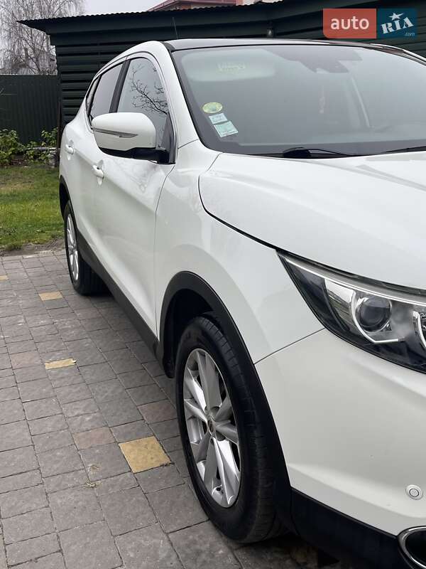 Внедорожник / Кроссовер Nissan Qashqai 2014 в Ковеле