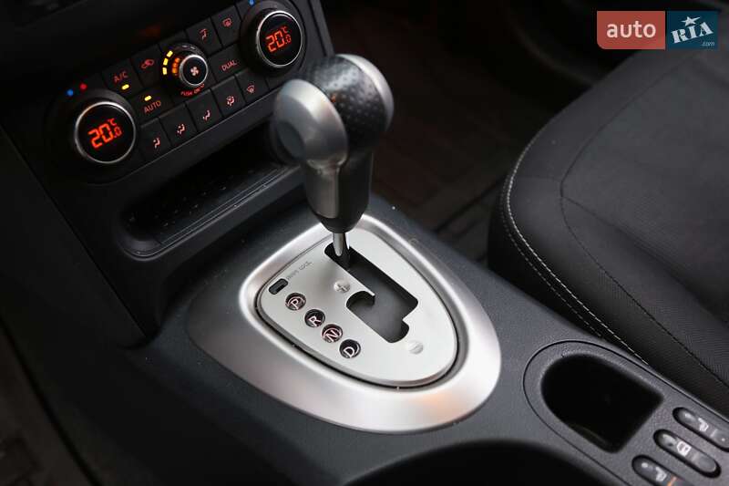 Внедорожник / Кроссовер Nissan Qashqai 2012 в Киеве