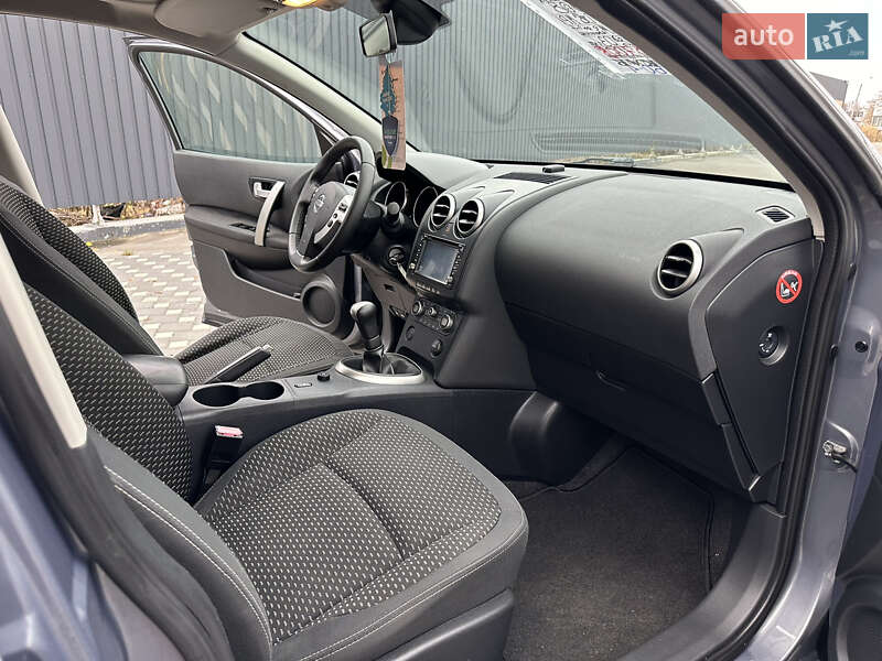 Позашляховик / Кросовер Nissan Qashqai 2009 в Полтаві