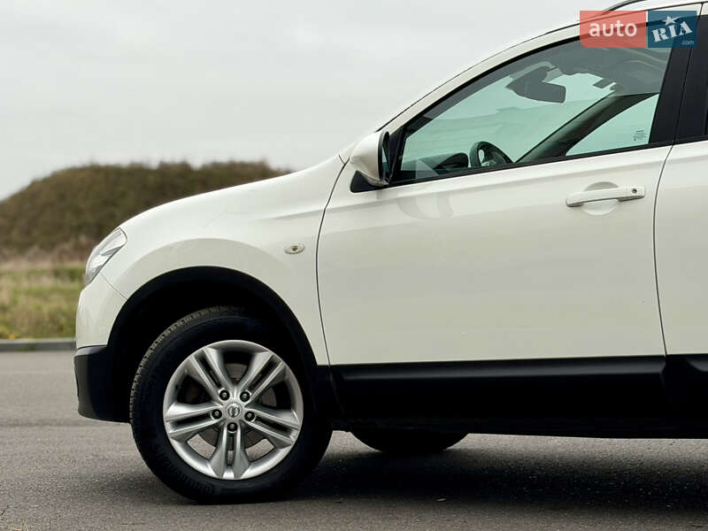 Позашляховик / Кросовер Nissan Qashqai 2010 в Вінниці