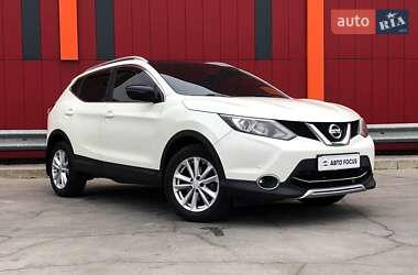 Внедорожник / Кроссовер Nissan Qashqai 2015 в Киеве
