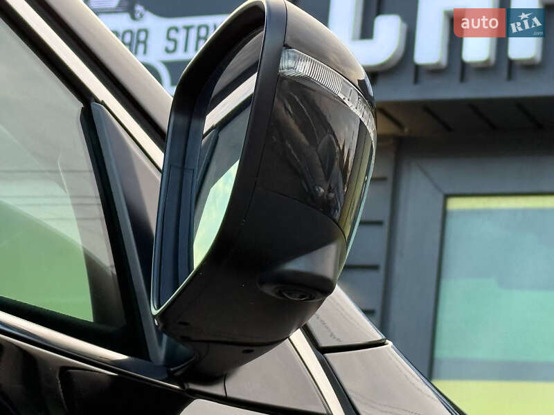 Позашляховик / Кросовер Nissan Qashqai 2015 в Стрию