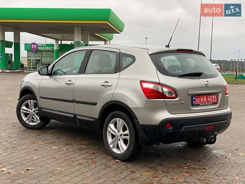 Внедорожник / Кроссовер Nissan Qashqai 2010 в Звягеле фото 5 Внедорожник / Кроссовер Nissan Qashqai 2010 в Звягеле