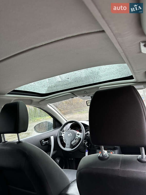 Позашляховик / Кросовер Nissan Qashqai 2011 в Рівному