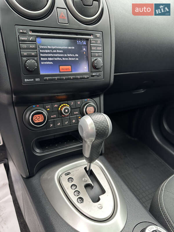 Позашляховик / Кросовер Nissan Qashqai 2011 в Рівному