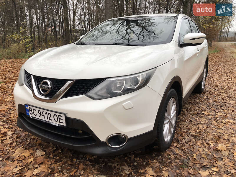 Внедорожник / Кроссовер Nissan Qashqai 2015 в Тернополе фото 2 Внедорожник / Кроссовер Nissan Qashqai 2015 в Тернополе