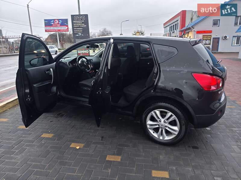 Внедорожник / Кроссовер Nissan Qashqai 2009 в Ровно