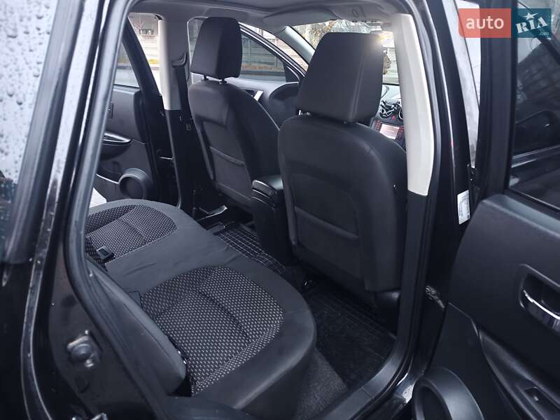 Внедорожник / Кроссовер Nissan Qashqai 2009 в Ровно