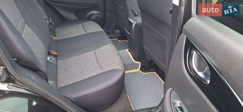 Внедорожник / Кроссовер Nissan Qashqai 2015 в Новоархангельске