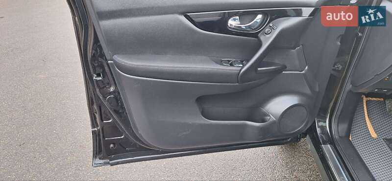 Внедорожник / Кроссовер Nissan Qashqai 2015 в Новоархангельске