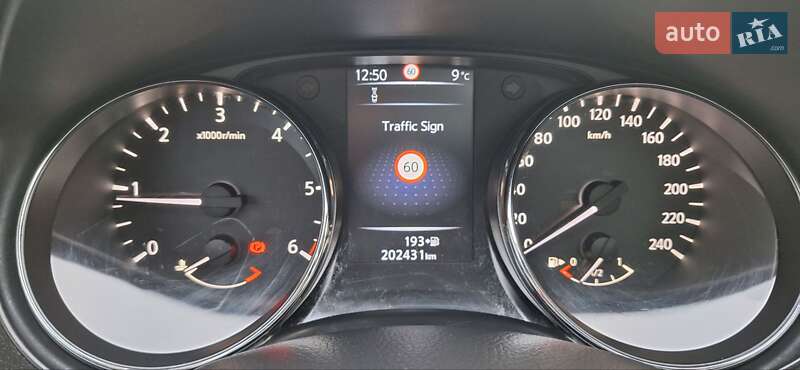 Внедорожник / Кроссовер Nissan Qashqai 2015 в Новоархангельске