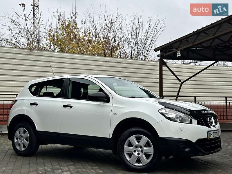 Позашляховик / Кросовер Nissan Qashqai 2010 в Одесі