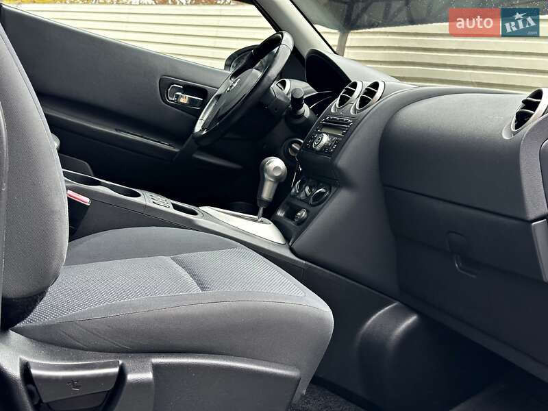 Позашляховик / Кросовер Nissan Qashqai 2010 в Одесі