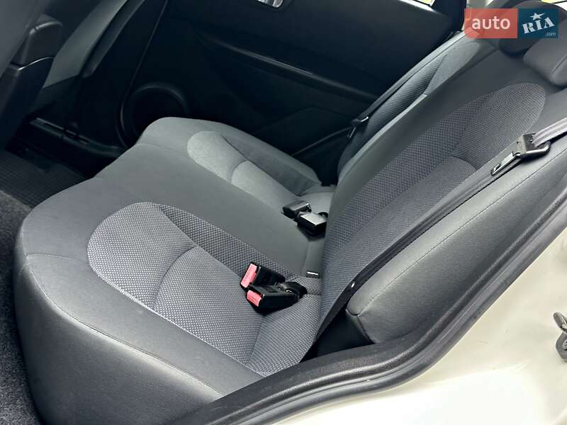 Позашляховик / Кросовер Nissan Qashqai 2010 в Одесі