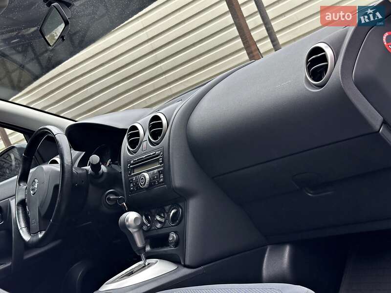 Позашляховик / Кросовер Nissan Qashqai 2010 в Одесі
