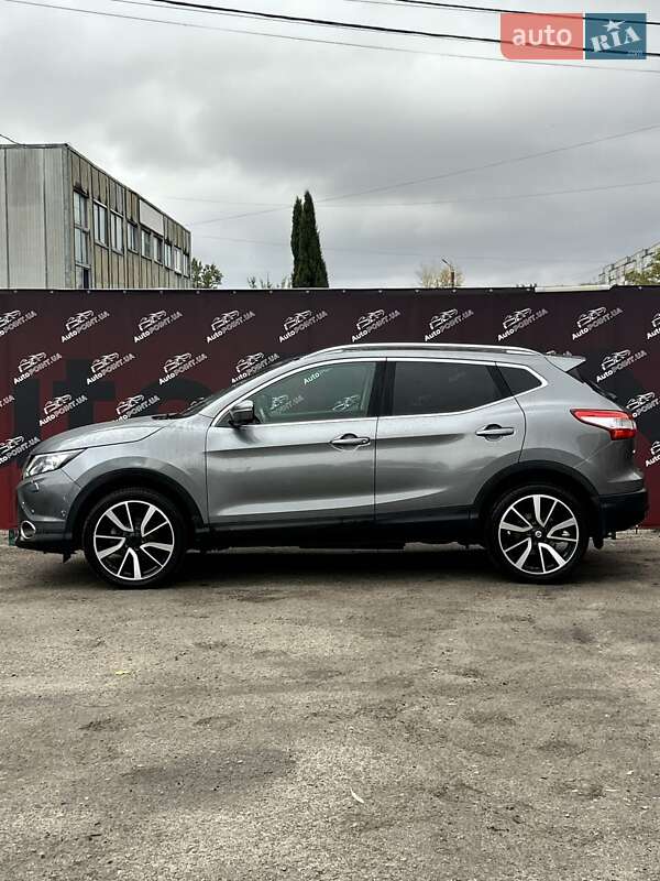 Внедорожник / Кроссовер Nissan Qashqai 2014 в Сумах