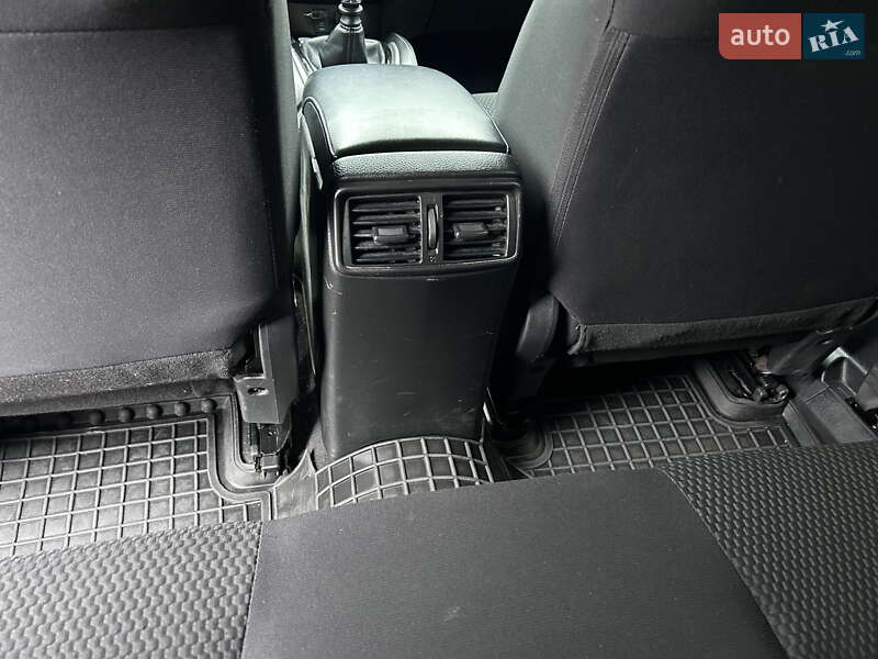 Внедорожник / Кроссовер Nissan Qashqai 2017 в Смеле фото 18 Внедорожник / Кроссовер Nissan Qashqai 2017 в Смеле